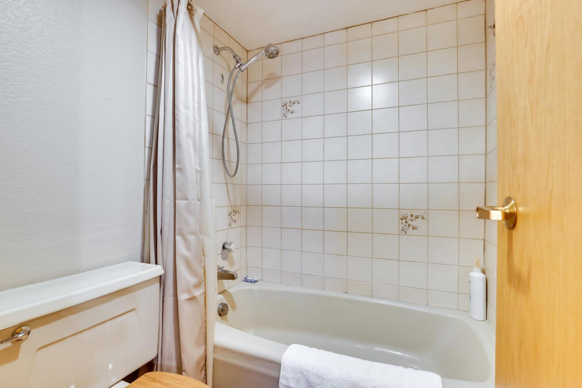 Ski-Inandski-Out Retreat With Iron Horse Pool Access! Винтер Парк Экстерьер фото